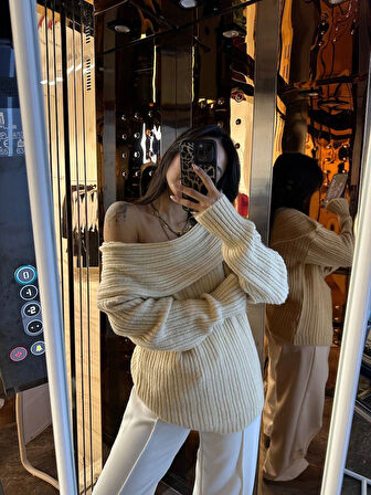 Taş - Madonna Yaka Triko Kazak