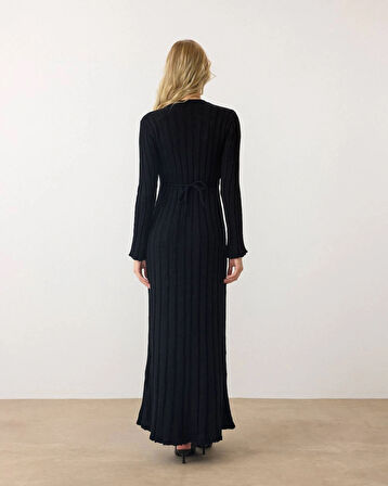 Siyah - Bel Bağlamalı Fitilli Triko Uzun Kollu Maxi Elbise