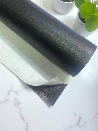 Varan Tekstil Yapışkanlı Siyah Suni Deri Kumaş 100 * 140 Cm