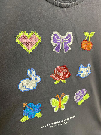 AYSBEBE NAKIŞ DESENLİ KIZ ÇOCUK TİŞÖRT