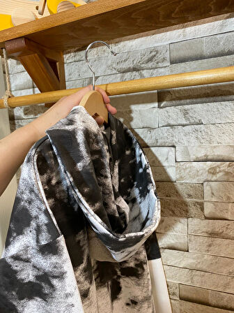 AYSBEBE BATİK DESENLİ KAPŞONLU SWEAT UNISEX