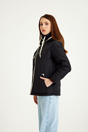 Günlük Kısa Kapüşonlu Kışlık Şişme Kadın Mont