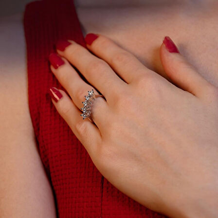 G Renk 0,65 Karat Pırlanta Beştaş Yüzük