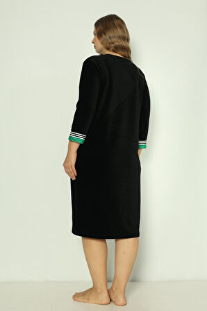 Kadın Lacivert Büyük Beden Truvakar Kollu Pamuklu Kadife Taş Ve Baskılı Yeşil Yaka Detaylı Elbise