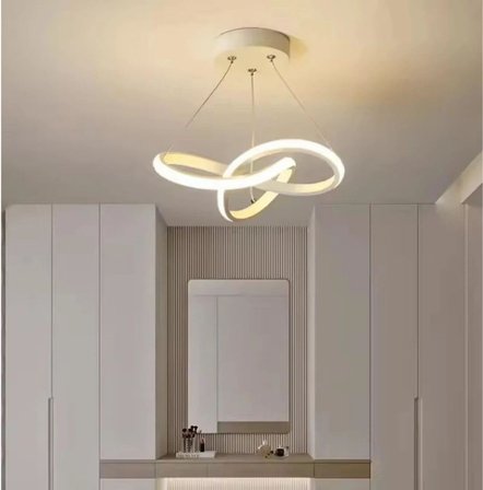 Aura Beyaz UltraPower LED Avize, Modern Sarkıt Tasarım, Alüminyum Gövde, 6500K Beyaz Işık, 36W, 25 cm Çap, Ayarlanabilir Yükseklik