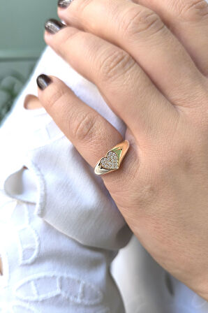 Altın Bombeli Kalp Yüzük