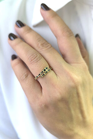 Siyah Taşlı Altın Yılan Yüzük