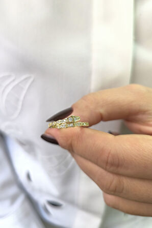 Zirkon Taşlı Altın Yılan Yüzük