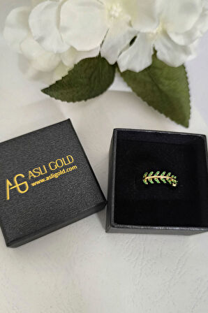 Yeşil Taşlı Altın Yaprak Yüzük