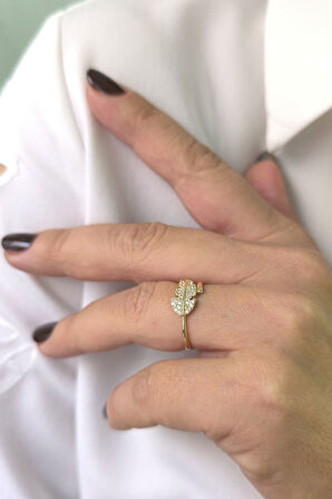 Taşlı Altın Yaprak Yüzük