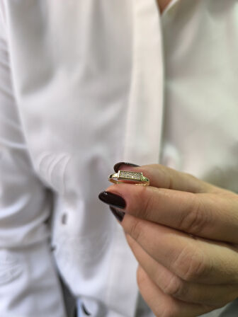 İnce Kol Altın Taşlı Kombin Yüzük