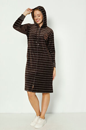 Haki Çizgili Kapüşonlu Nakış Detaylı Pamuklu Kadife Uzun Kollu Kadın Elbise