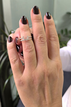 Altın Taşlı Model Kadın Yüzük