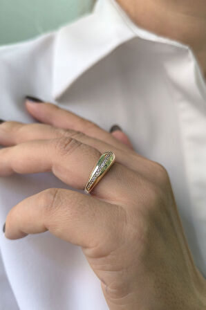 Altın Bombeli Yüzük