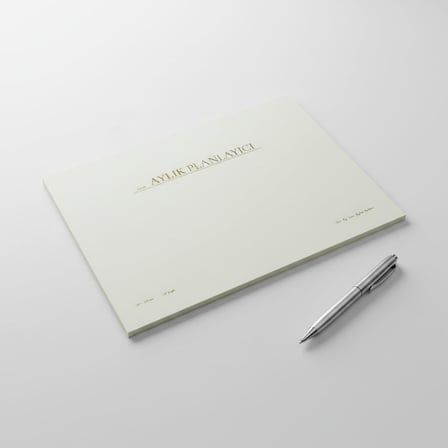 Fark Tanıtım/Paperto. Tarihsiz Aylık Planlayıcı, 29,7 × 21 cm, 32 Sayfa, 110 gr Ivory Kağıt, Krem Kapak, Aylık Plan Defteri (Türkçe)