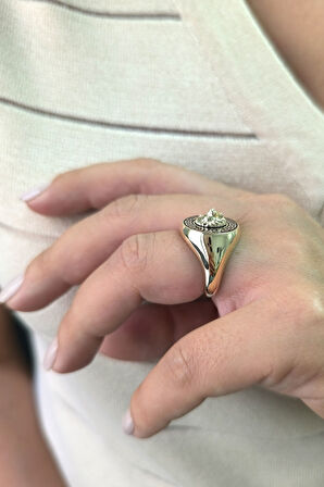 Dolgun Yuvarlak Altın Aslan Yüzük