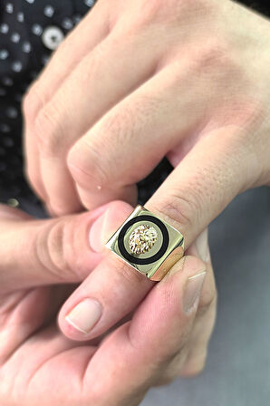 Kare Model Altın Aslan Yüzük