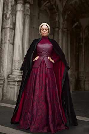 Black Ruby Siyah Pembe Çizgili Oymataş Desenli Kadife Abaya