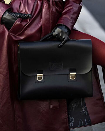 İsme Özel Evrak Çantası - Messenger Bag - %100 Deri - Siyah