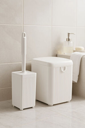 Lines Serisi Beyaz 2'li Banyo Seti, Akrilik Kare 5 Litre Çöp Kovası, Tuvalet Fırçası Takımı 3460