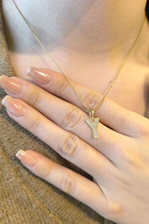 Minimal Altın Taşlı Y Harfi Kolye