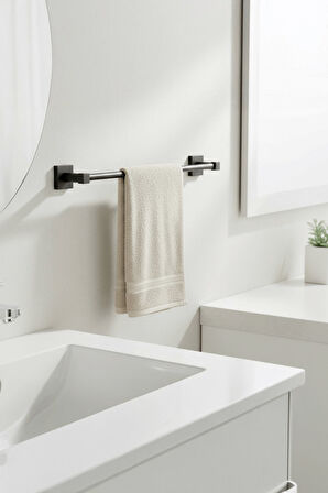 Siyah Yapışkanlı Uzun Havluluk – Kare Topuzlu, (Yapıştır/Vidala) Montajlı Dayanıklı Metal Askı - (S-