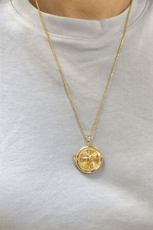 Yuvarlak Altın Yıldız Model Madalyon Kolye