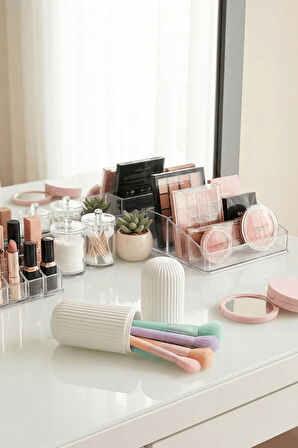 Beyaz - Seyahat Tipi Diş Fırçası, Makyaj Malzemesi Saklama Kabı, Çok Amaçlı Aksesuar Organizeri