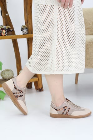 leopar detaylı bej kadın spor ayakkabı – günlük rahat kalıp sneaker