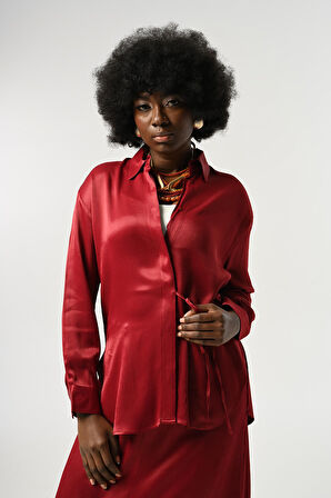 KADIN BELDEN BAĞLAMA DETAYLI DÜZ RENK GÖMLEK