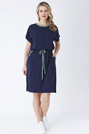 Kadın Lacivert Kuşaklı Cepli Biyeli Pamuklu Elbise