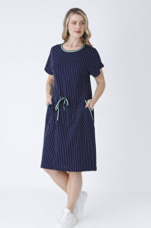 Kadın Lacivert Kuşaklı Cepli Biyeli Pamuklu Elbise