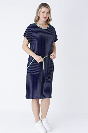 Kadın Lacivert Kuşaklı Cepli Biyeli Pamuklu Elbise