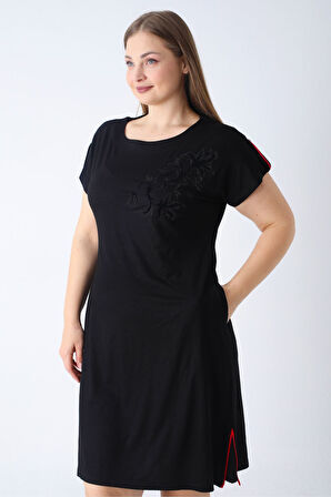 Kadın Siyah Kısa Kollu Cepli Biye Ve Nakış Detaylı Likralı Büyük Beden Elbise