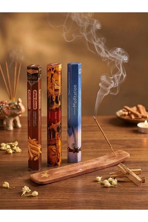 Darshan 3'Lü Enerji Ve Arınma Tütsü Seti 60 Adet Tütsü Ve Tütsülük (Palo Santo, Sandal, Meditation) + Yıldız İ̇̇Şlemeli Ahşap Tütsülük