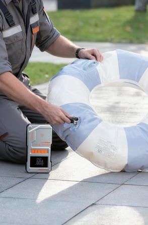 Jump Starter Auhma Akü Takviye Cihazı 10.000 mAh 4'ü 1 Arada Powerbank Çantalı Hava Kompresörü 150 PSI Otomobil SUV Motosiklet Bisiklet için Gri