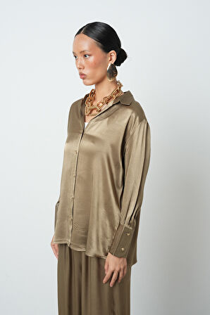 Kadın V Yaka Açık Haki Renk Düz %100 Viskoz Altın Düğmeli Gömlek