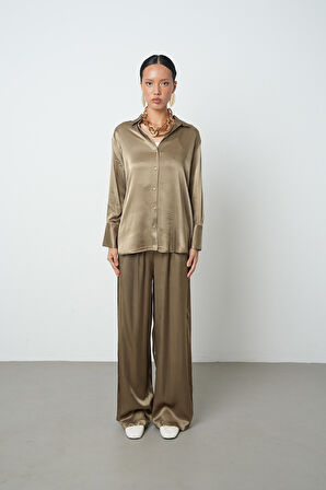 Kadın V Yaka Açık Haki Renk Düz %100 Viskoz Altın Düğmeli Gömlek