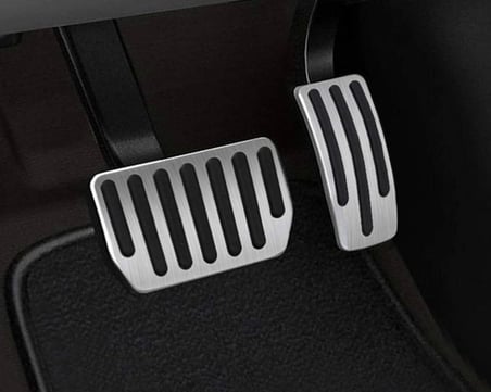 Tesla Model 3/Y/Juniper/Standart Uyumlu Performans Pedal Seti, Şık Tasarım ve Kolay Montaj