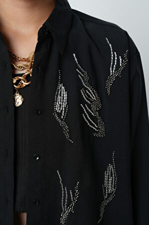 Kadın Önü Taş İşlemeli Düz Renk Oversize Gömlek