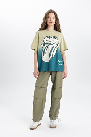 DeFacto Rolling Stones Oversize Geniş Kalıp Bisiklet Yaka Kısa Kollu Tişört C3770AX24SMKH447