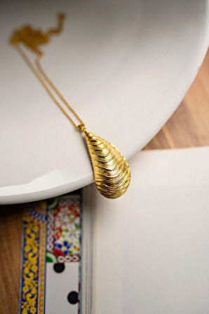 Shell Kolye Gold