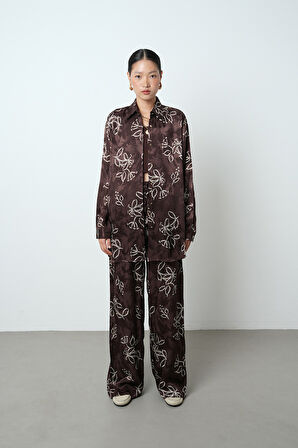 Kadın Çiçek Desenli Kahverengi Oversize Kesim Gömlek