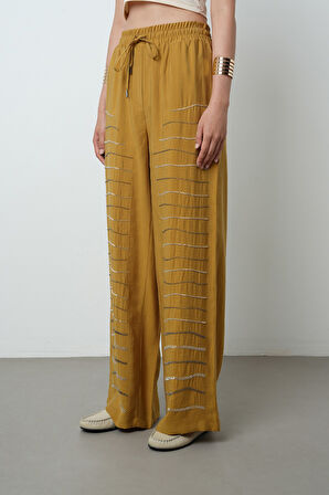 Kadın Yatay Şerit Taş İşlemeli Düz Renk Beli Lastikli Bol Paça Pantolon