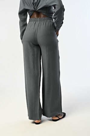 KADIN BELİ LASTİKLİ BOL PAÇA ÖNÜ PUL PAYET İŞLEMELİ ANTRASİT PANTOLON