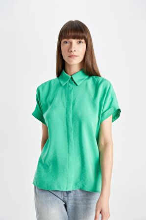 DeFacto Oversize Geniş Kalıp Kısa Kollu Gömlek D3068AX24SMGN326
