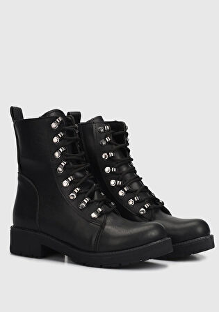 Siyah Kadın Bot