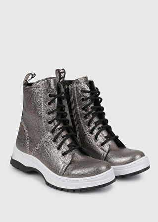 Platin Kız Çocuk Bot