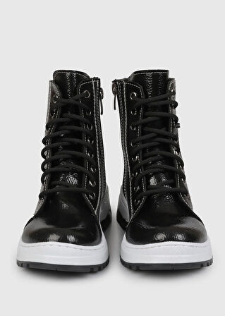 Siyah Kız Çocuk Bot