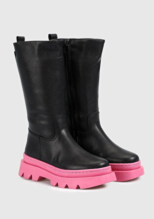 Siyah Kız Çocuk Bot